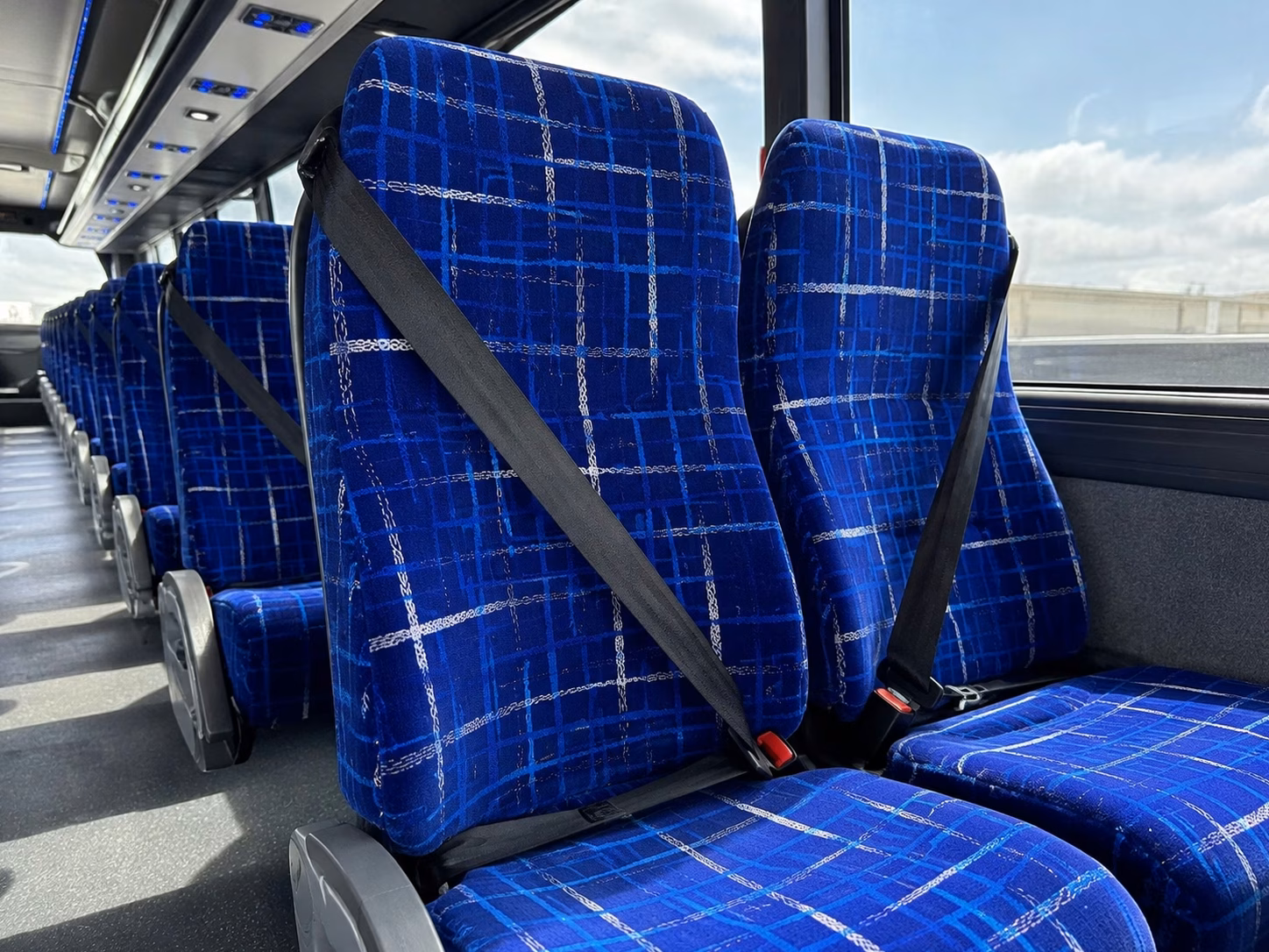 how where and when you re traveling affects los angeles charter bus rental rates