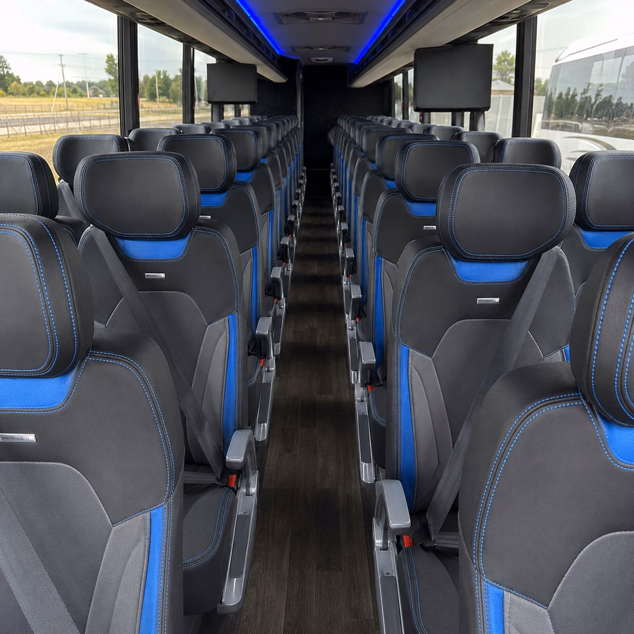 los angeles airport charter bus rentals that keep your group together