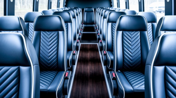 los angeles 15 passenger minibus rental